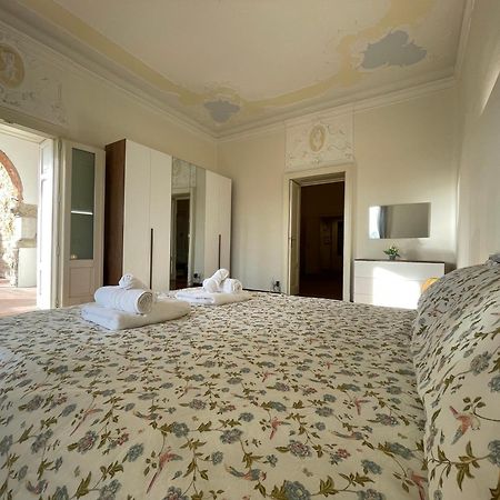 Bg Central Royal Suite Con Parcheggio - Vista Citta Alta Μπέργκαμο Εξωτερικό φωτογραφία