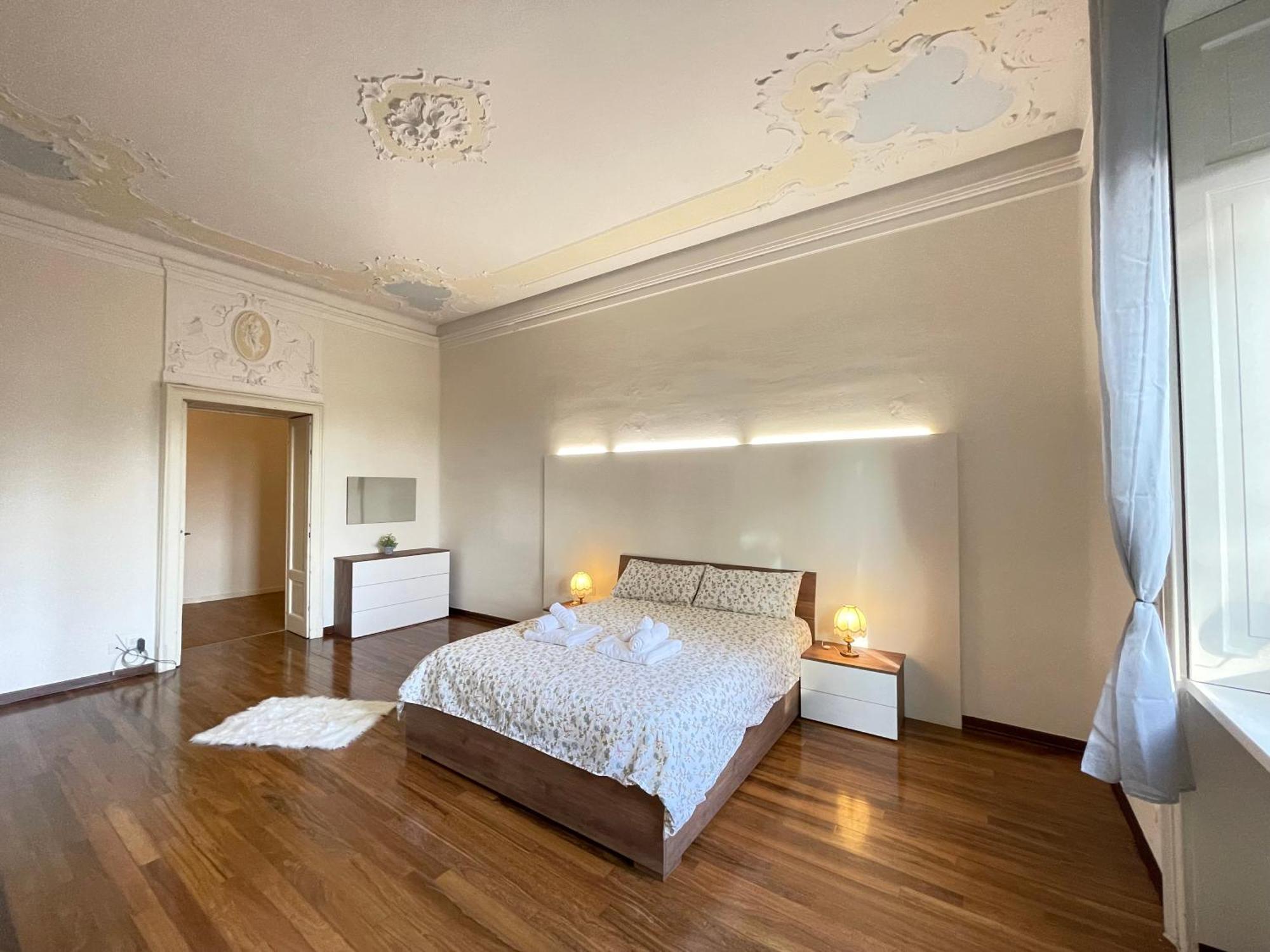 Bg Central Royal Suite Con Parcheggio - Vista Citta Alta Μπέργκαμο Εξωτερικό φωτογραφία