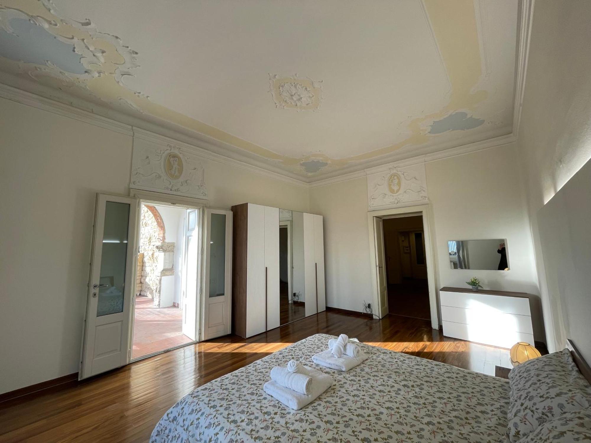 Bg Central Royal Suite Con Parcheggio - Vista Citta Alta Μπέργκαμο Εξωτερικό φωτογραφία
