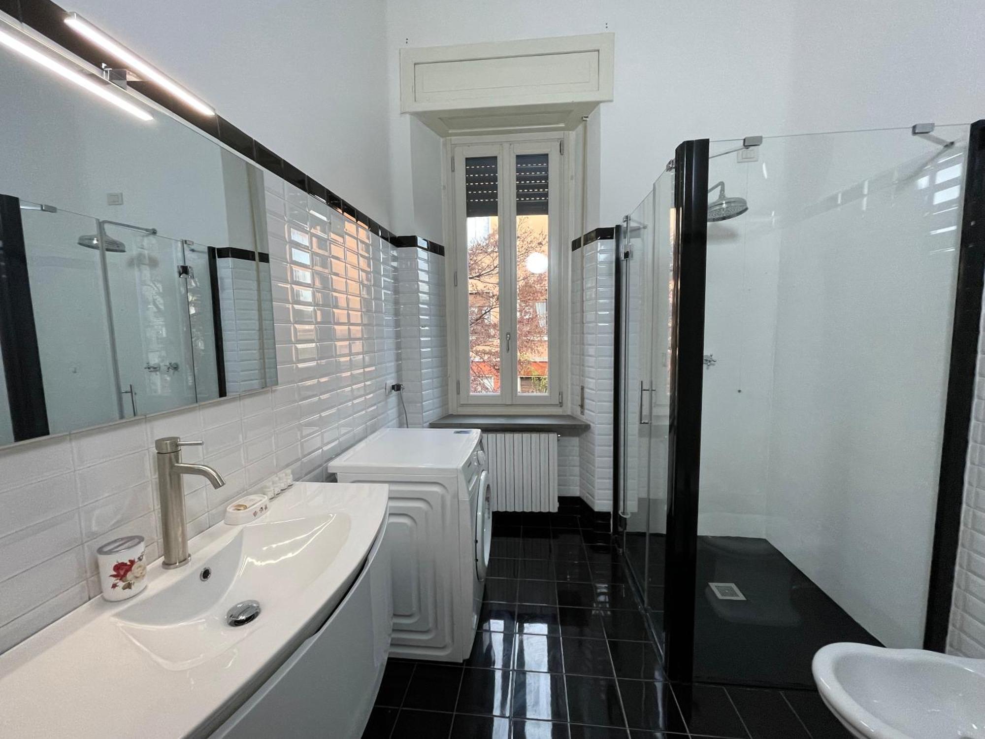 Bg Central Royal Suite Con Parcheggio - Vista Citta Alta Μπέργκαμο Εξωτερικό φωτογραφία